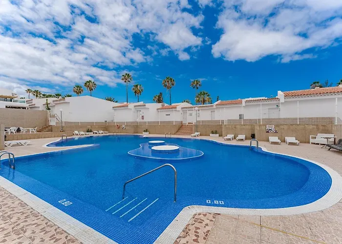 Summer Dream - Island Village