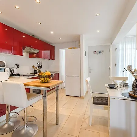 Apartman Summer Dream - Island Village